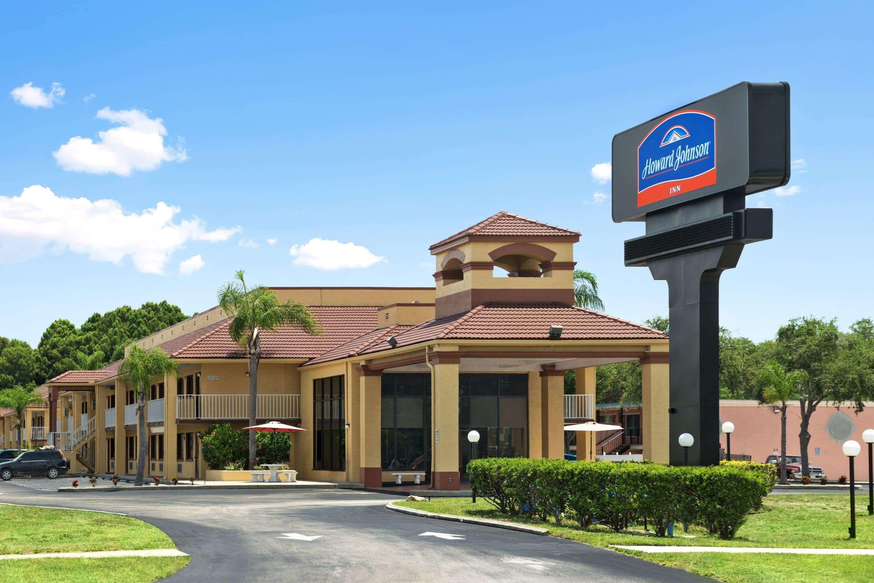 Rodeway Inn Port Richey North Bagian luar foto